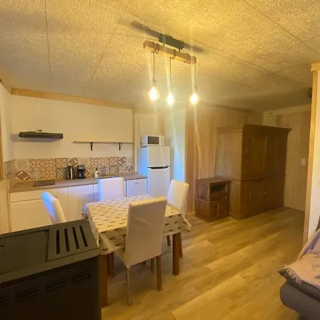 Appartement Petit Nid Au Coeur Des Pins ! Matemale